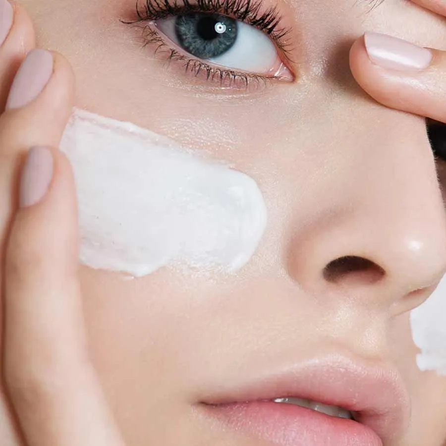imagen peeling de acidos seboom bodyboom aplicacion