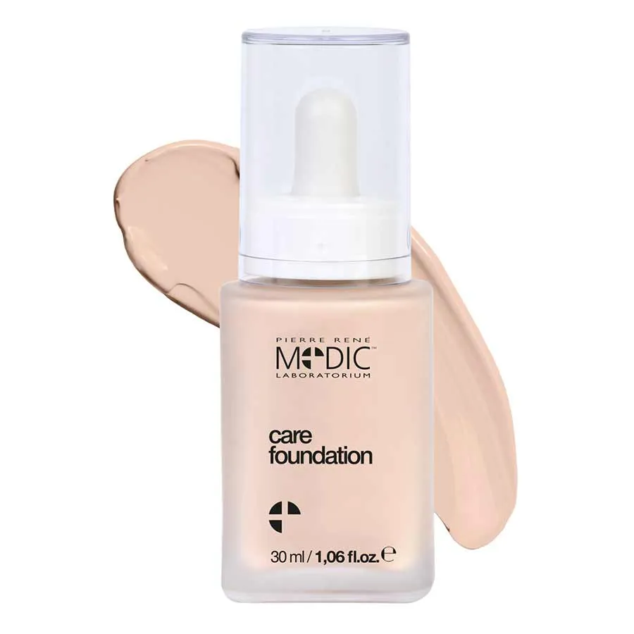 foto base de maquillaje con cuidado facial 01 medic laboratory
