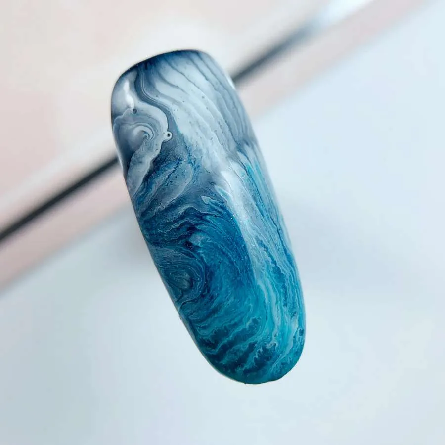 foto claresa manicura galaxy green blue