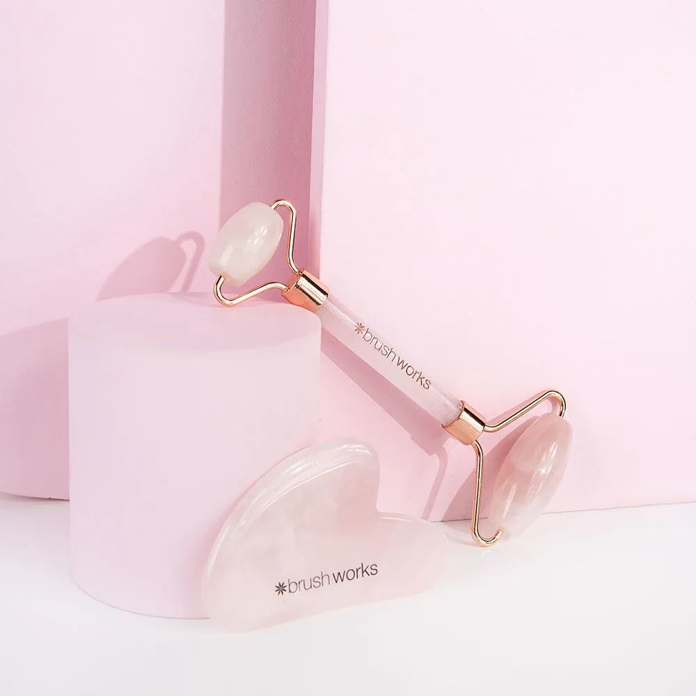 foto rodillo de cuarzo rosa y gua sha brushworks 1